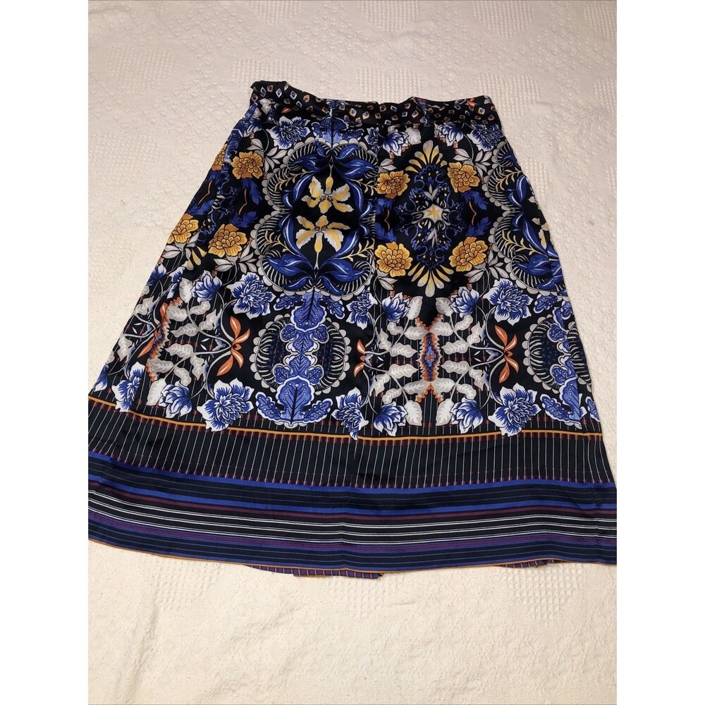 Ann Taylor Loft Blue Floral A Line Skirt Size 6 EUC! - Picture 5 of 6